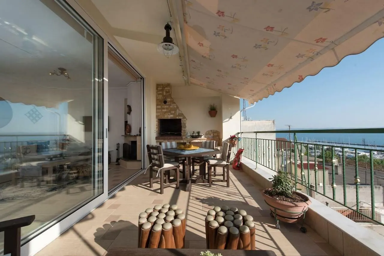 Apartment With Marina View Thessaloniki