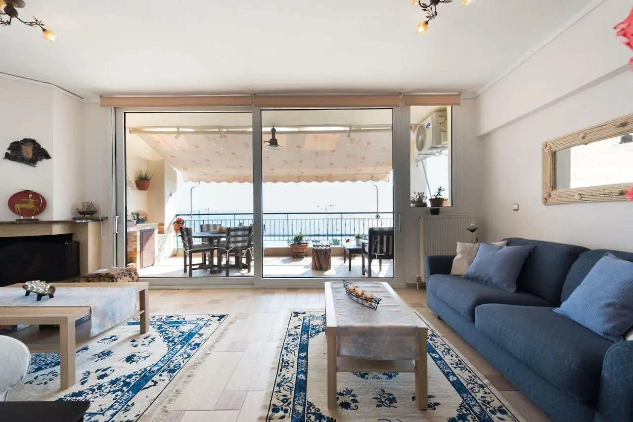 Apartment With Marina View Thessaloniki